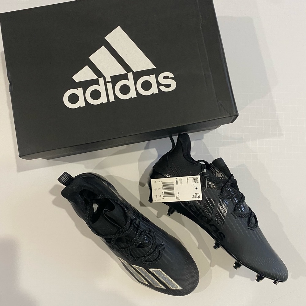 Adidas 8.5 Football Cleats